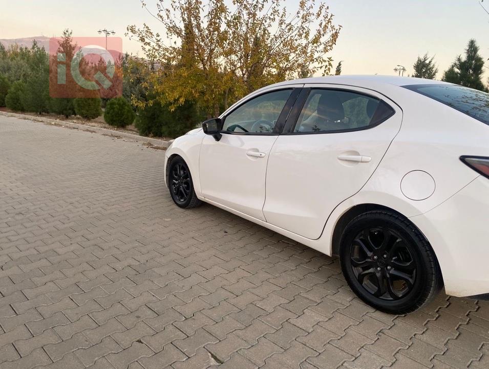 تويوتا يارس